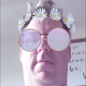 Meet your Posher, Charles